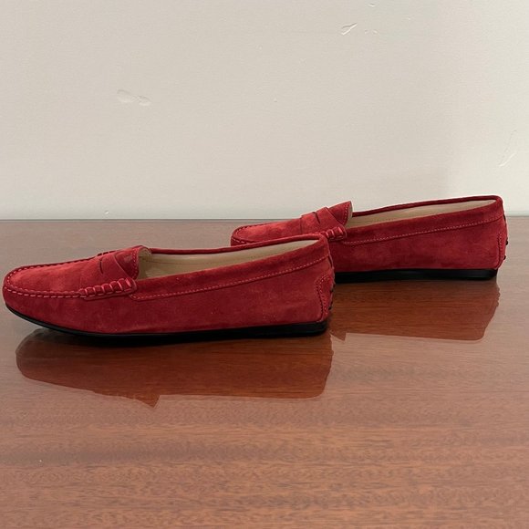 NIB Tod's Gommino Suede Loafers - Picture 11 of 15